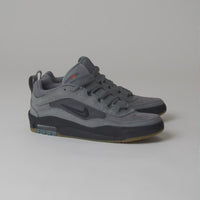 Nike SB Orange Label Air Max Ishod Shoes in Cool Grey and Black and Cool Grey - Dark Grey thumbnail