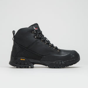 Black / Black
