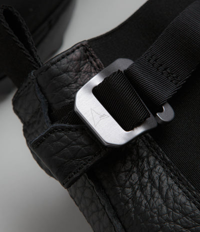 ROA Chelsea Boots in Black and Black