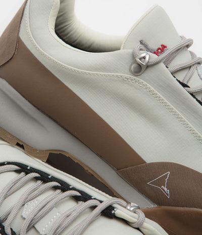 ROA Cingino Shoes in Grey and Honey