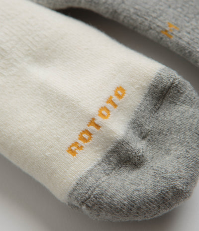 RoToTo Multi Oldschool Socks in Navy and Red