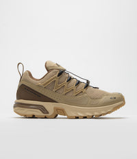 Salomon ACS+ OG Shoes in Safari and Kelp / Dark Earth