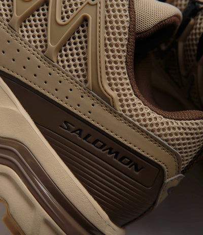 Salomon ACS+ OG Shoes in Safari and Kelp / Dark Earth