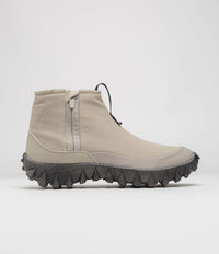 Salomon Snowclog Mid Shoes in Feather Grey and Feather Grey / Black
