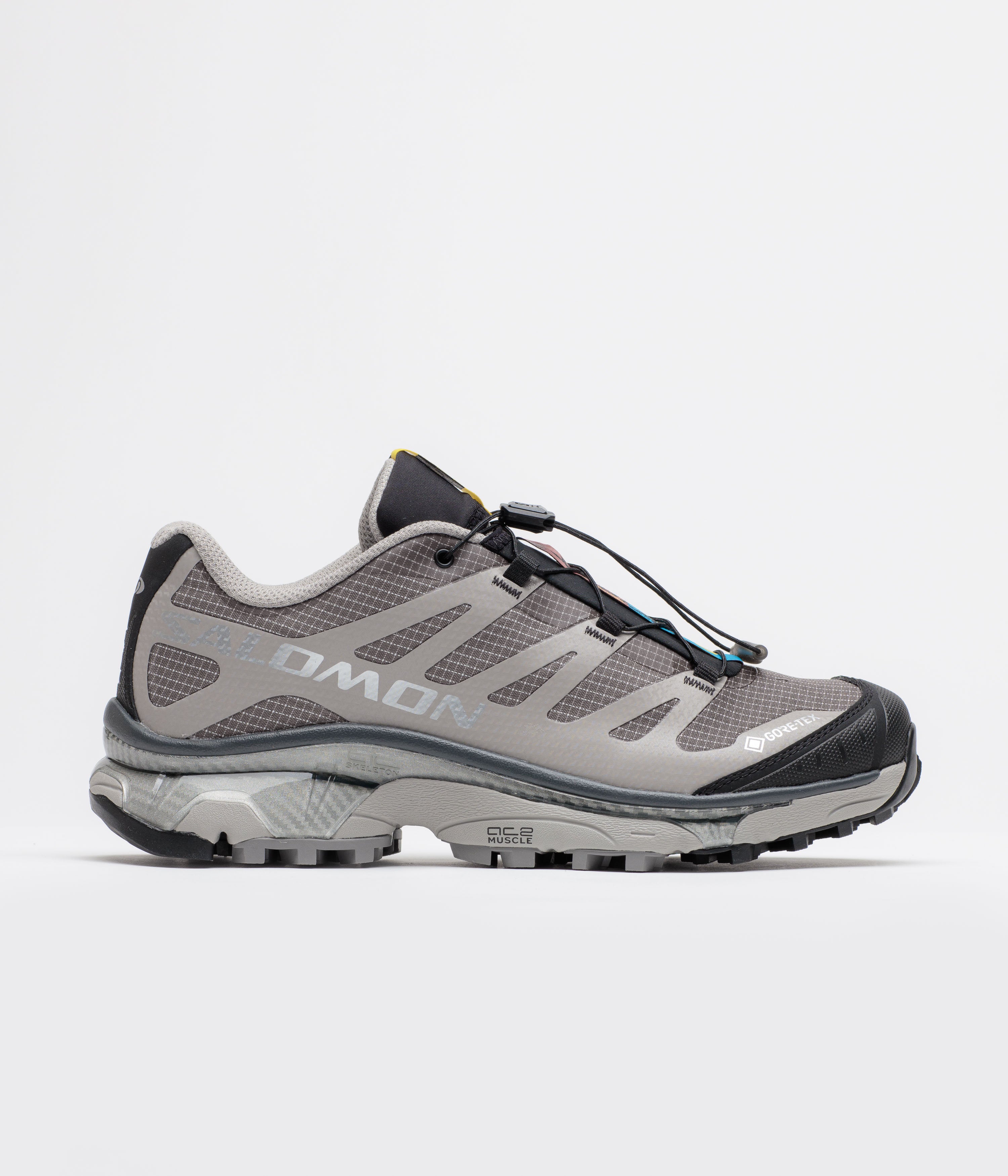 Salomon XT-4 OG GTX Shoes in Paloma and Cloudburst
