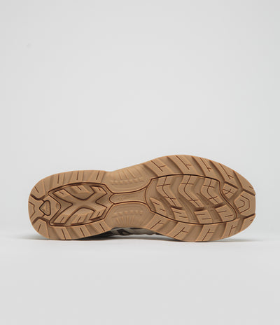 Salomon XT-Quest Shoes in Almond Milk and Falcon / White Pepper