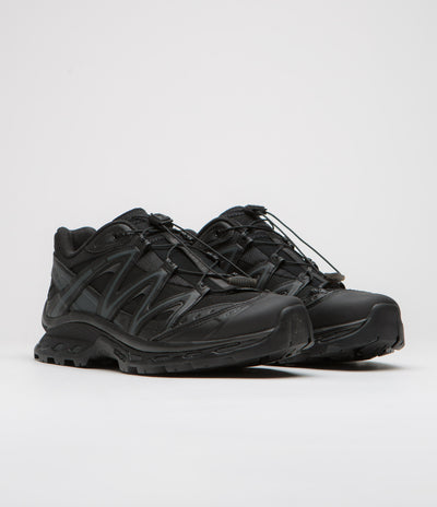 Salomon XT-Quest Shoes in Black and Black / Phantom