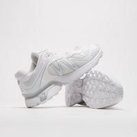 Salomon XT-Whisper Shoes in White and Lunar Rock / Silver thumbnail