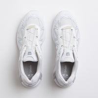 Salomon XT-Whisper Shoes in White and Lunar Rock / Silver thumbnail