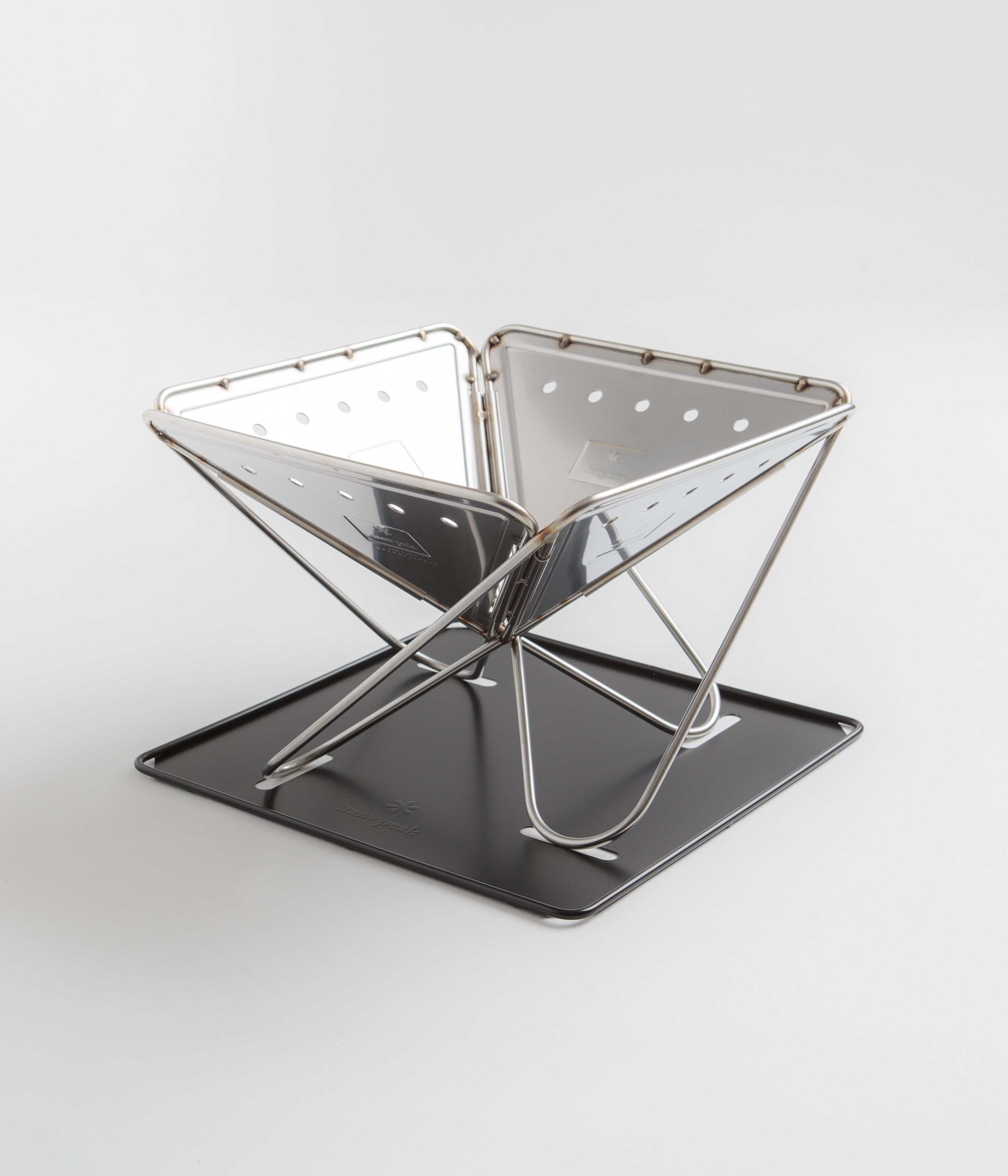 Snow Peak Fireplace Starter Set in Large