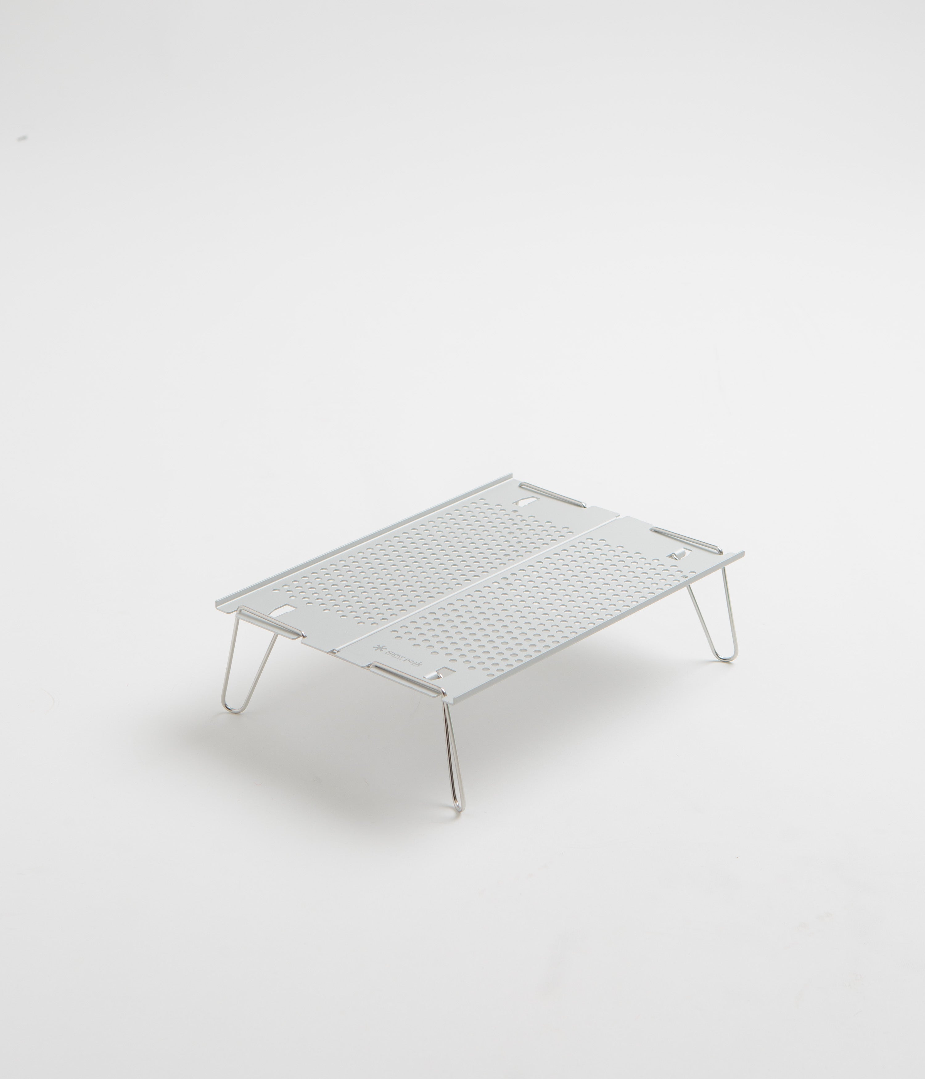 Snow Peak Ozen Solo Table in Aluminium