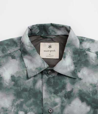 Snow Peak Patterned Mori Short Sleeve Shirt in Green
