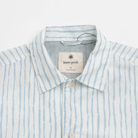 Snow Peak Patterned Take Short Sleeve Shirt in Light Grey thumbnail