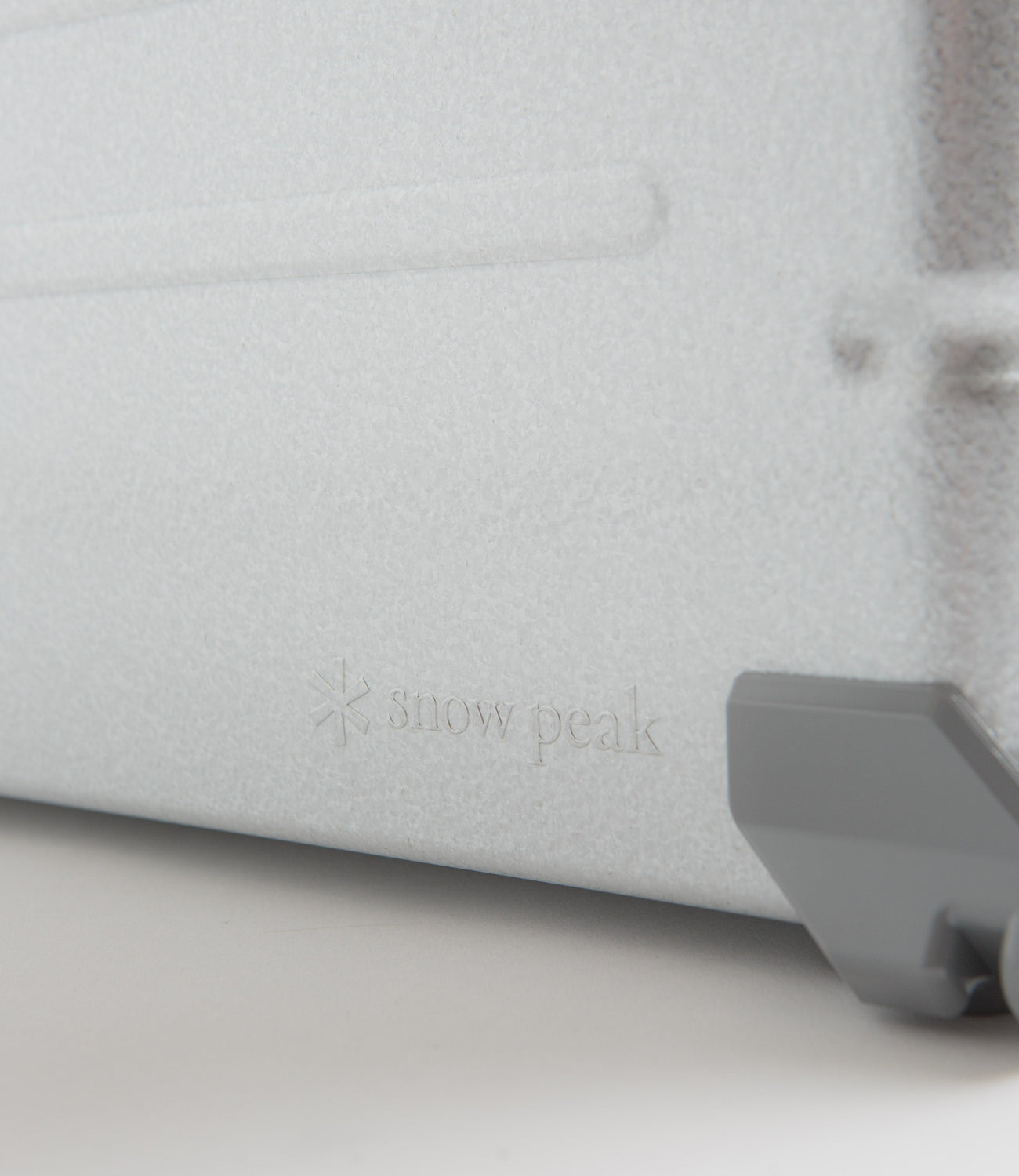 Elevating Stackable Shelves Snow Peak Stacking Shelf Container - 50L | flatspot
