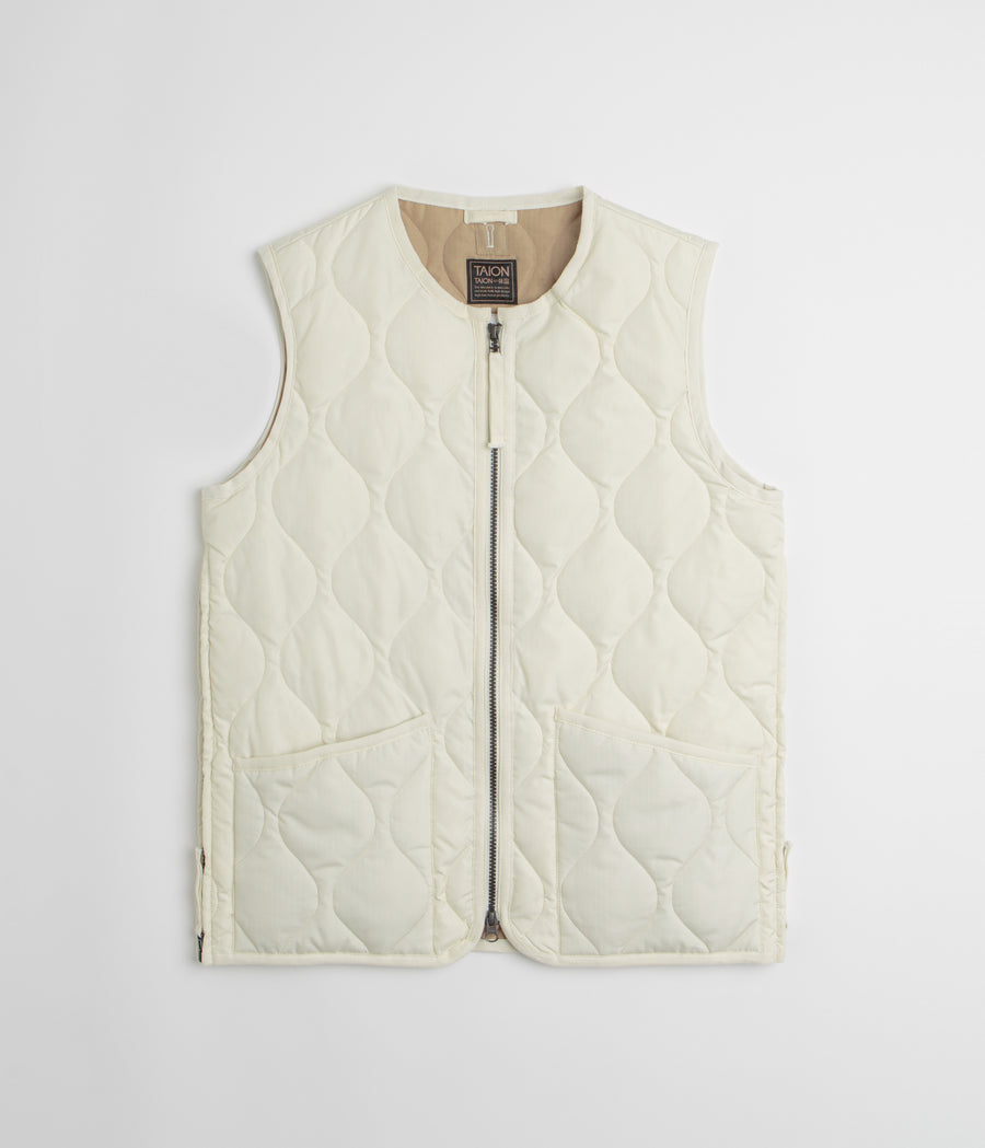 Taion Military Crewneck W-Zip Down Vest in Off White