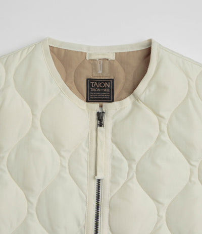 Taion Military Crewneck W-Zip Down Vest in Off White