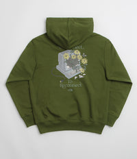 The North Face Connect Relaxed Graphic Hoodie in Woodland Green