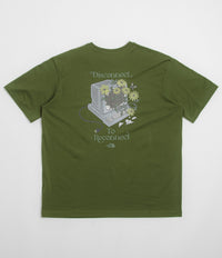 The North Face Connected Relaxed Graphic T-Shirt in Woodland Green