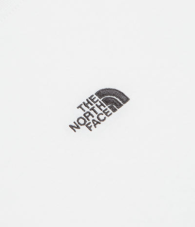 The North Face Essential Center Logo Relaxed T-Shirt in TNF White
