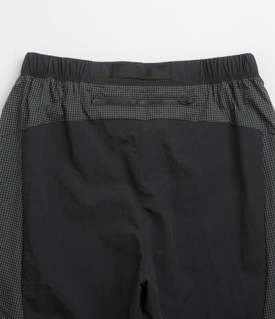 The North Face NSE Belted Shorts in TNF Black