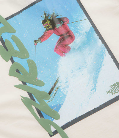 The North Face NSE Slopes Relaxed Graphic T-Shirt - White Dune