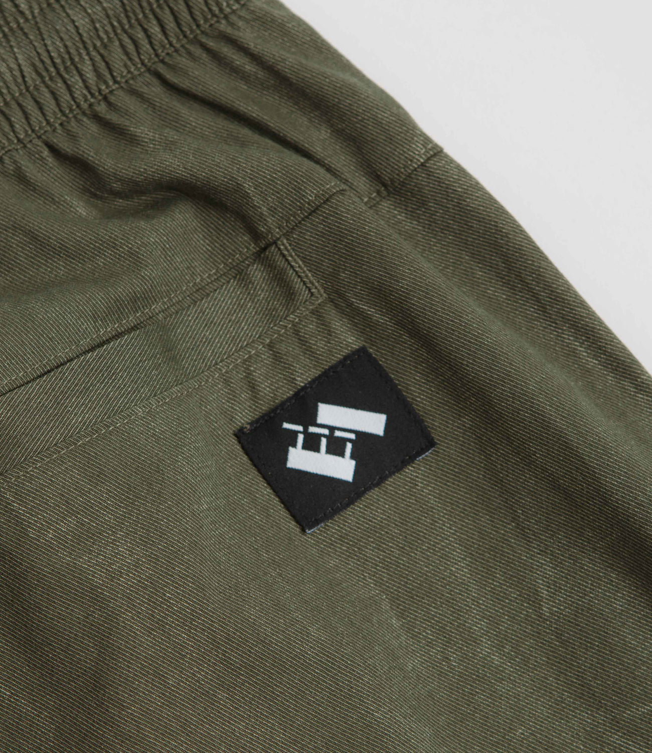 The Trilogy Tapes - TTT BEACH PANTS TEXTURED OLIVE