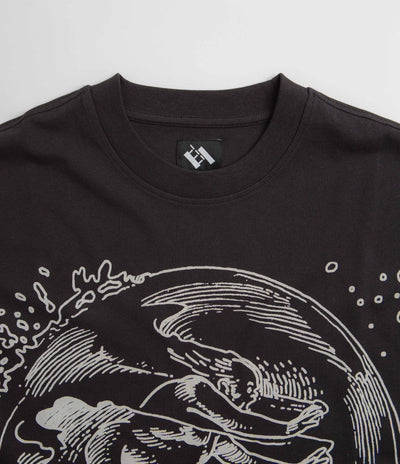 The Trilogy Tapes Man In Bubble With Pain T-Shirt in Black