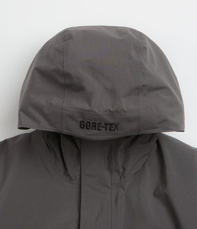 thisisneverthat Gore-Tex 2L Reversible Jacket - Brown