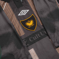 Umbro Cult Unity Check Polo Shirt in Beige and Black thumbnail