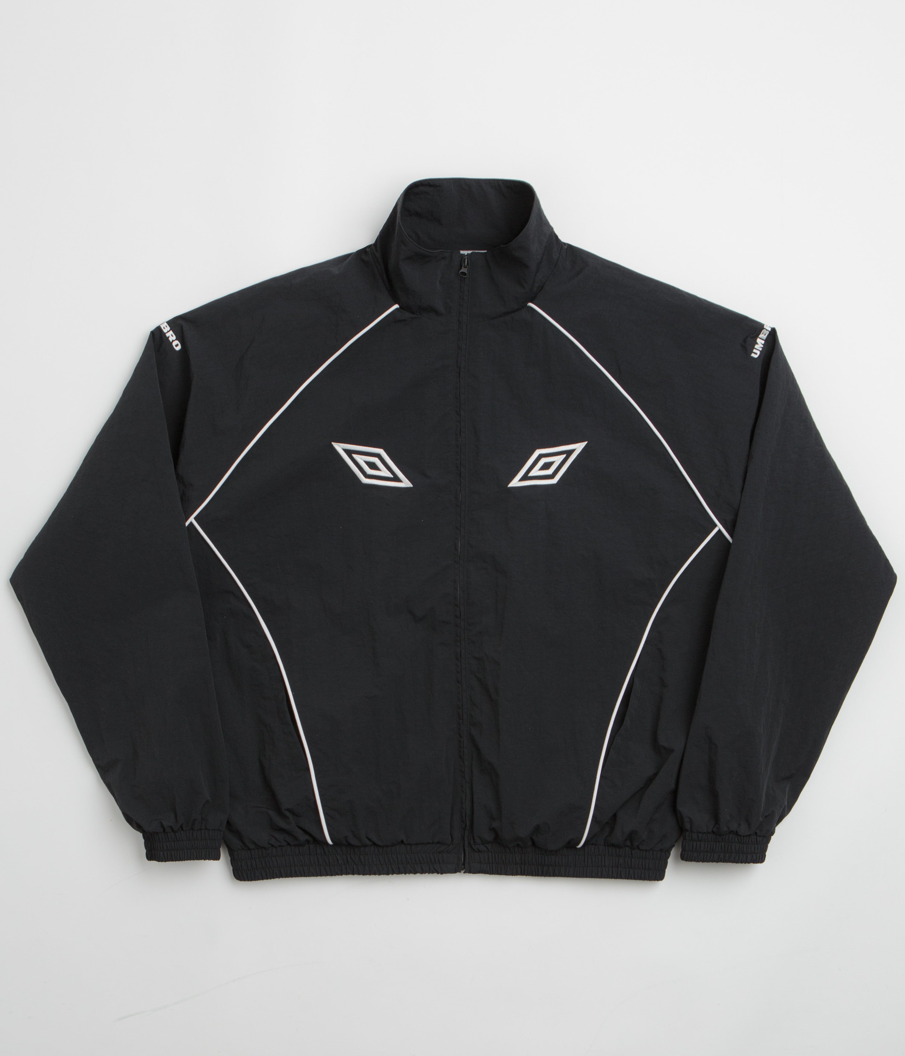 Umbro Eyes Tracksuit Jacket in Carbon Black