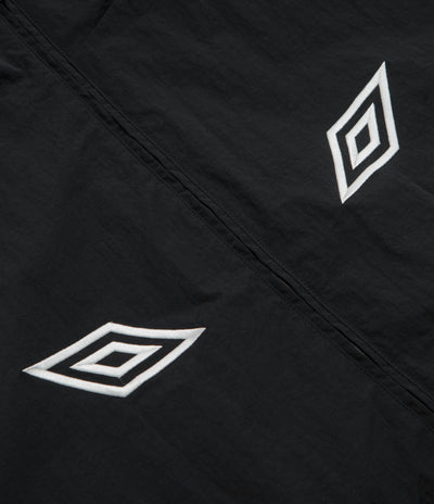 Umbro Eyes Tracksuit Jacket in Carbon Black