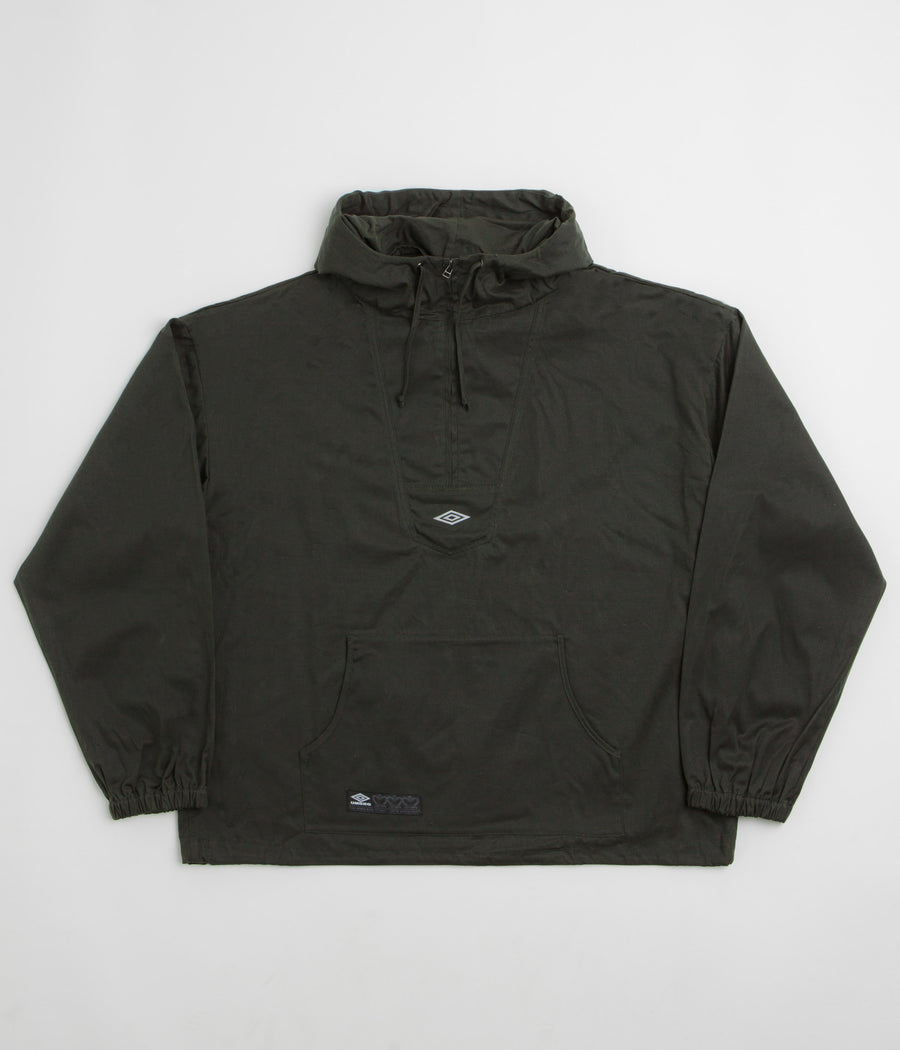 Umbro Masked Waxed Anorak in Dark Olive