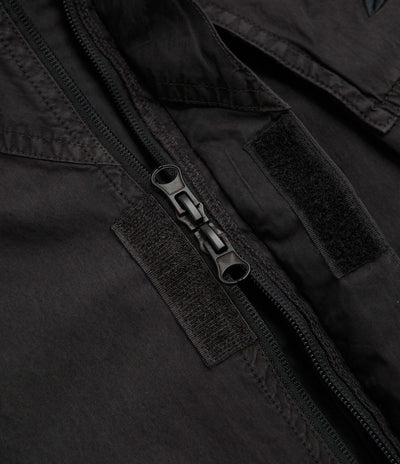 Umbro Mid Field Jacket in Dark Olive