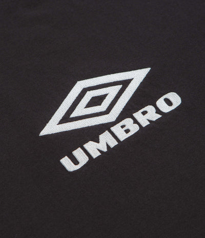 Umbro Offence Defence Tape T-Shirt in Washed Black