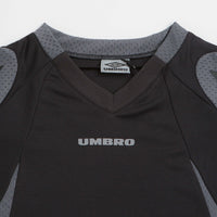 Umbro Training 08 10 Jersey in Black thumbnail