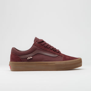 Dark Red / Gum