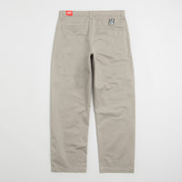 Vans Skate Loose Atiba Haze Chino in Mushroom thumbnail