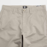 Vans Skate Loose Atiba Haze Chino in Mushroom thumbnail