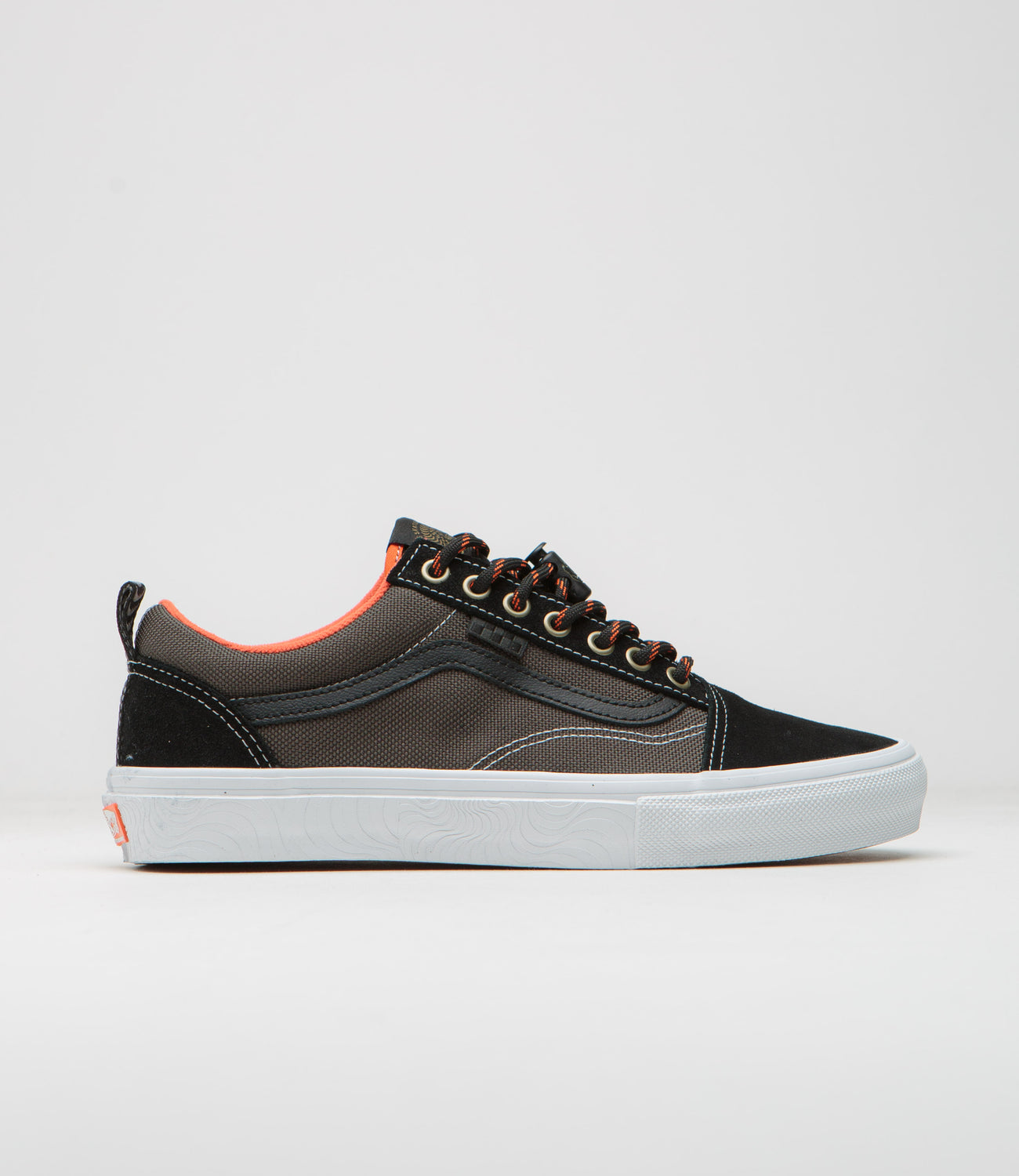 Vans old skool black flame hotsell