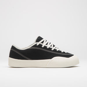 Black / Whisper White