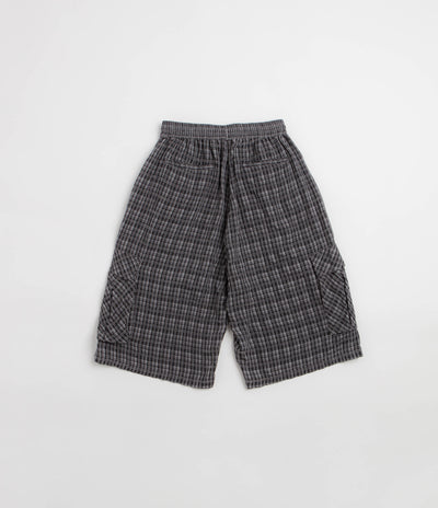 Yardsale Plaid Cargo Shorts in Black and Grey
