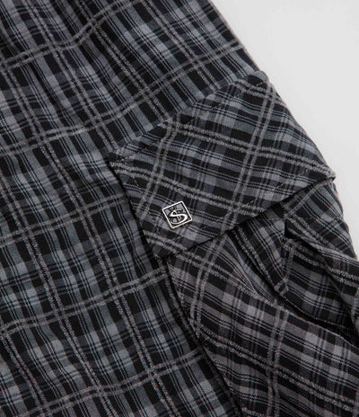 Yardsale Plaid Cargo Shorts in Black and Grey