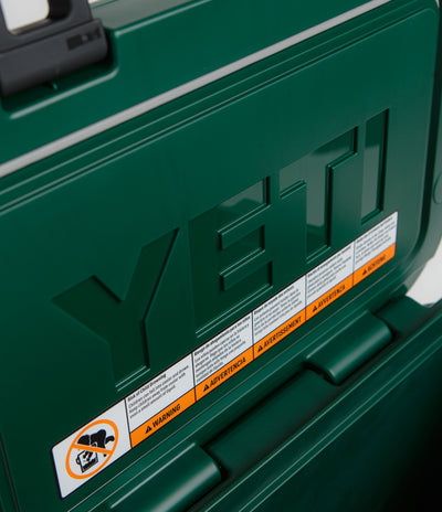 Yeti Roadie 15 Hard Cooler - Black Forest Green