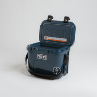 Yeti Roadie 15 Hard Cooler in Navy thumbnail