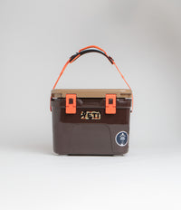 Yeti Roadie 15 Hard Cooler in Wetlands Camo