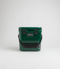 Yeti Roadie 24 2.0 Hard Cooler in Black Forest Green