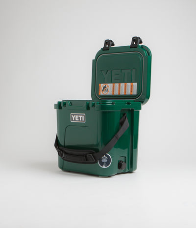 Yeti Roadie 24 2.0 Hard Cooler - Black Forest Green