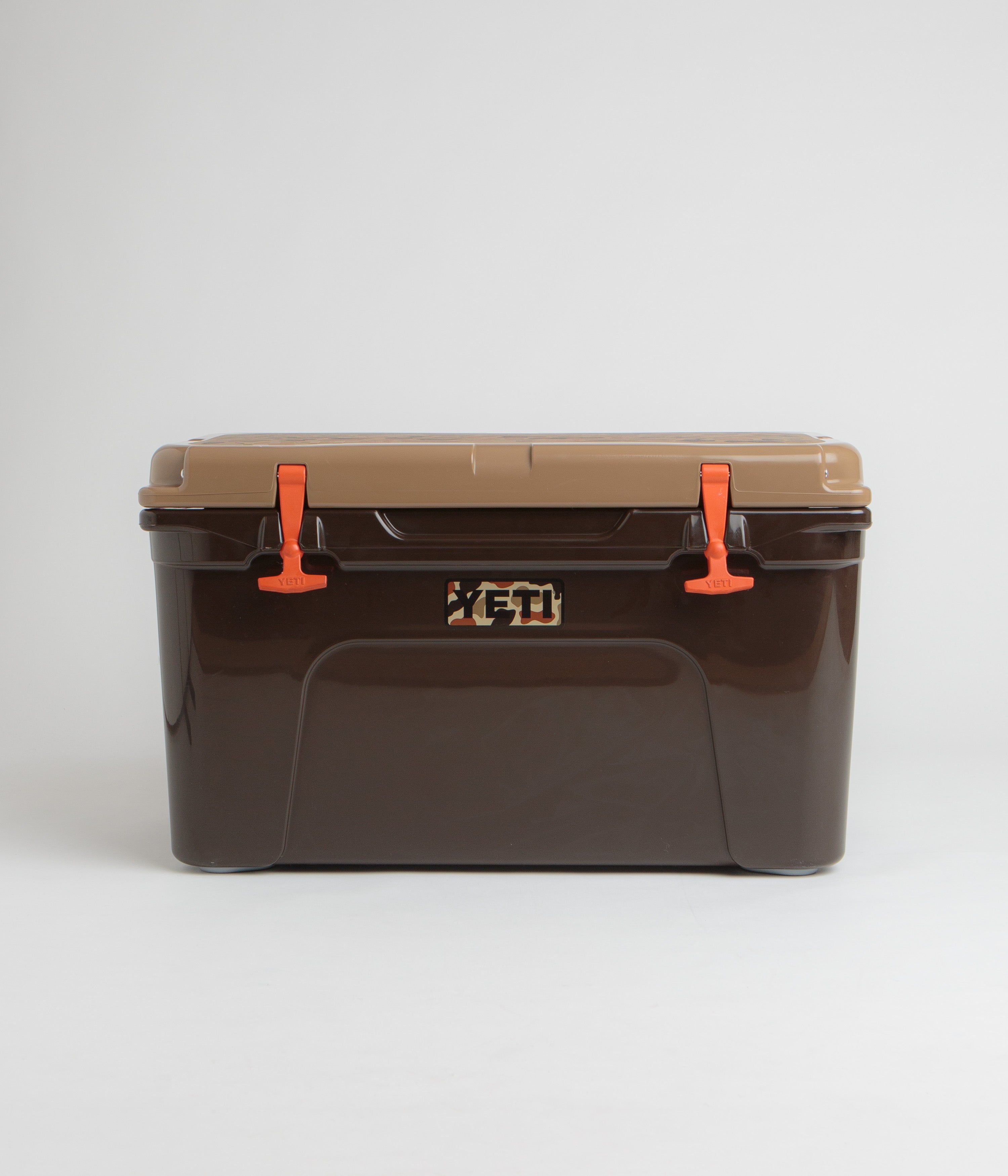 Yeti Tundra 45 Hard Cooler in Wetlands Camo