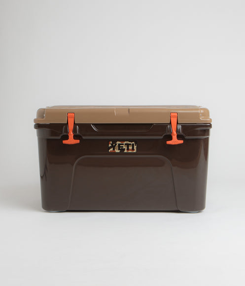 Yeti Tundra 45 Hard Cooler - Wetlands Camo