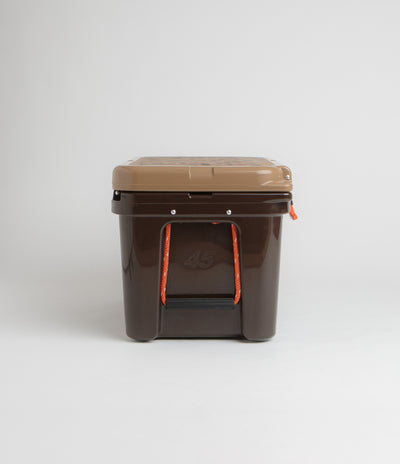 Yeti Tundra 45 Hard Cooler in Wetlands Camo